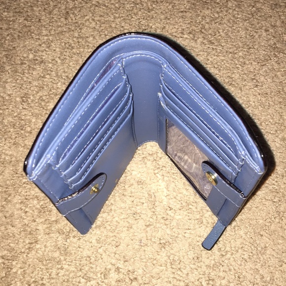 Kate Spade Wallet - Picture 5 of 8